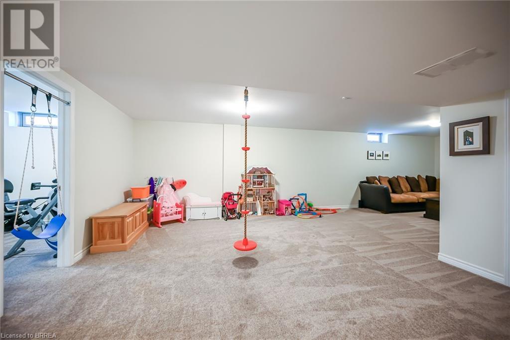 71 SAVANNAH RIDGE Drive