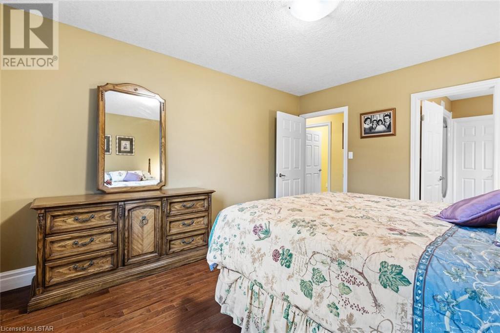 3 HUNTINGTON Terrace