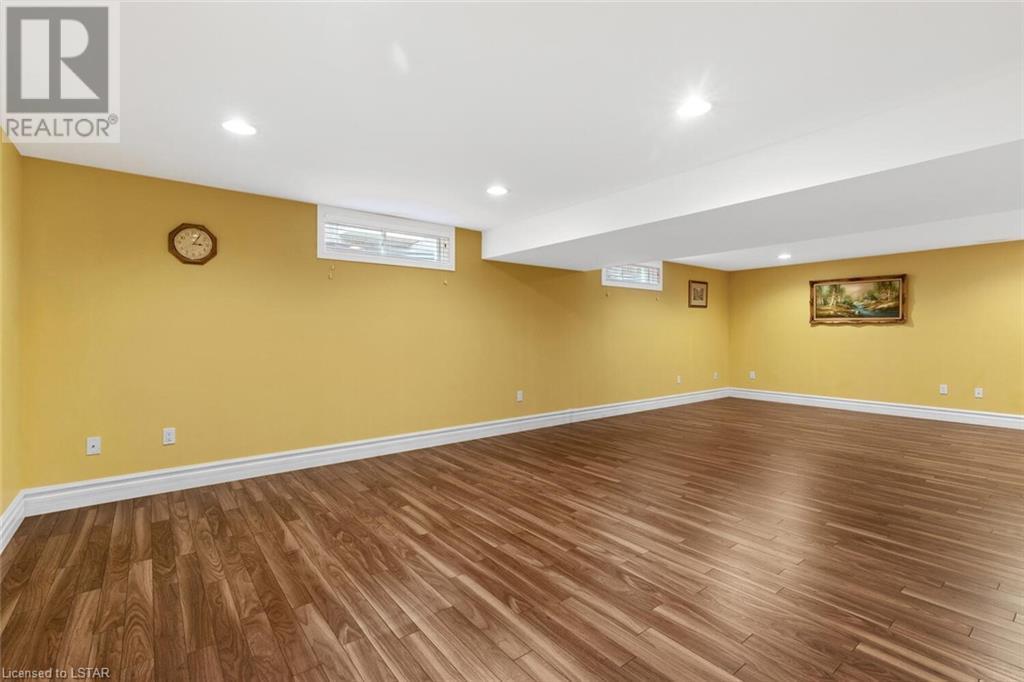 3 HUNTINGTON Terrace