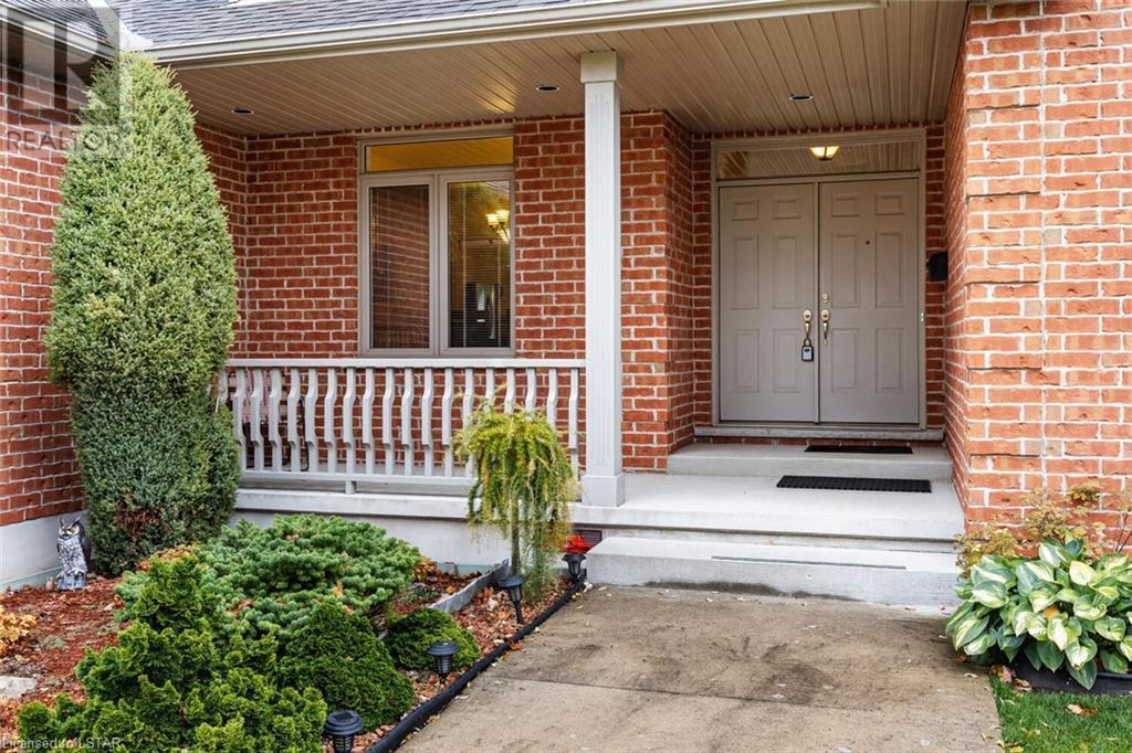3 HUNTINGTON Terrace