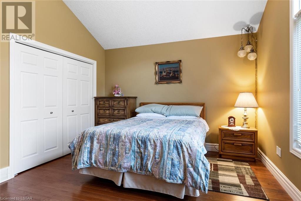 3 HUNTINGTON Terrace