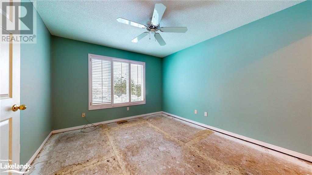 145 FAIRWAY Crescent Unit# 57