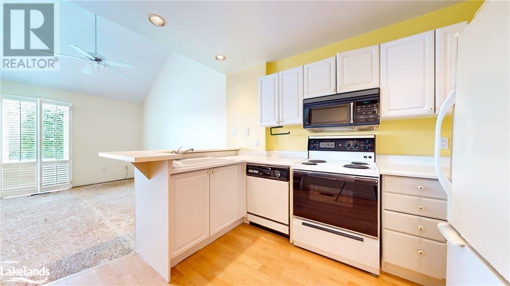 145 FAIRWAY Crescent Unit# 57