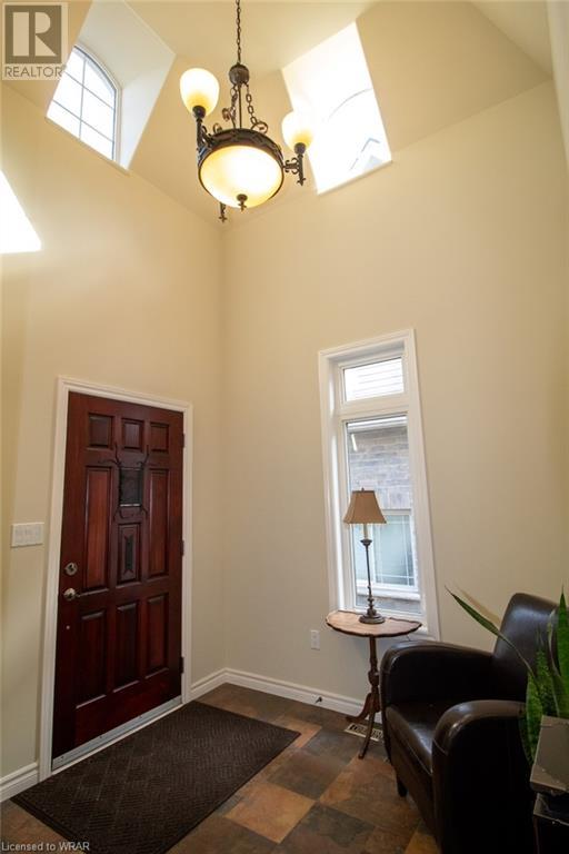16 HENDERSON Court