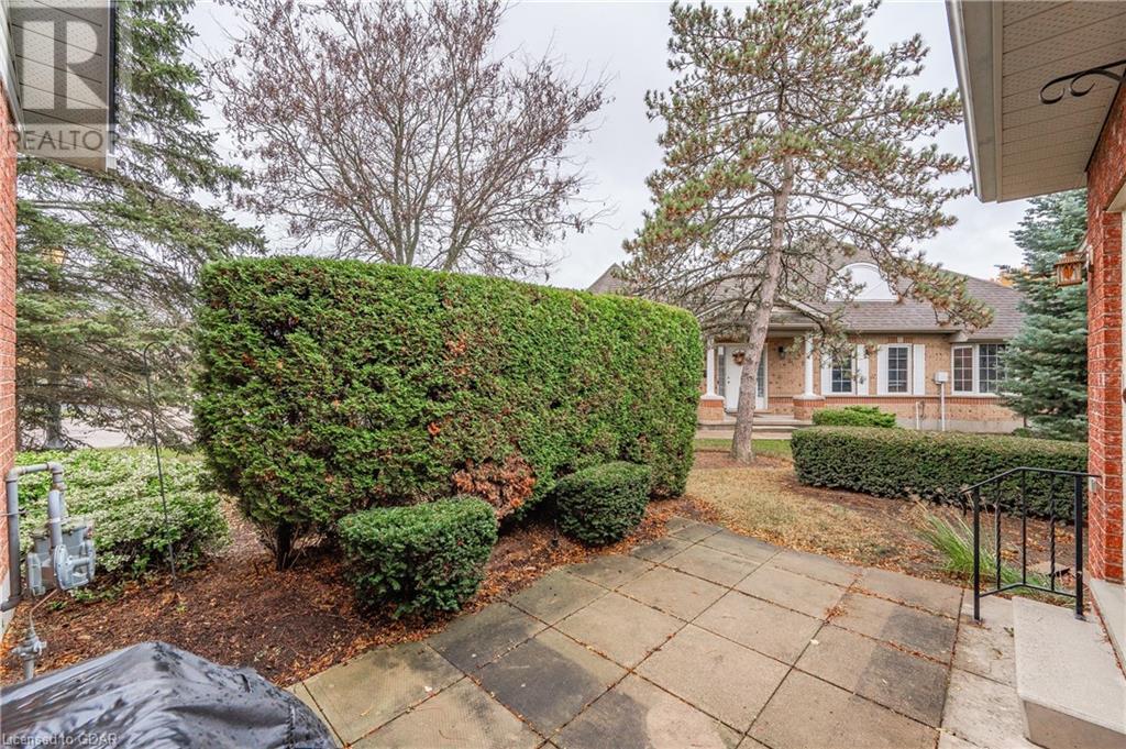 11 VILLAGE GREEN Drive