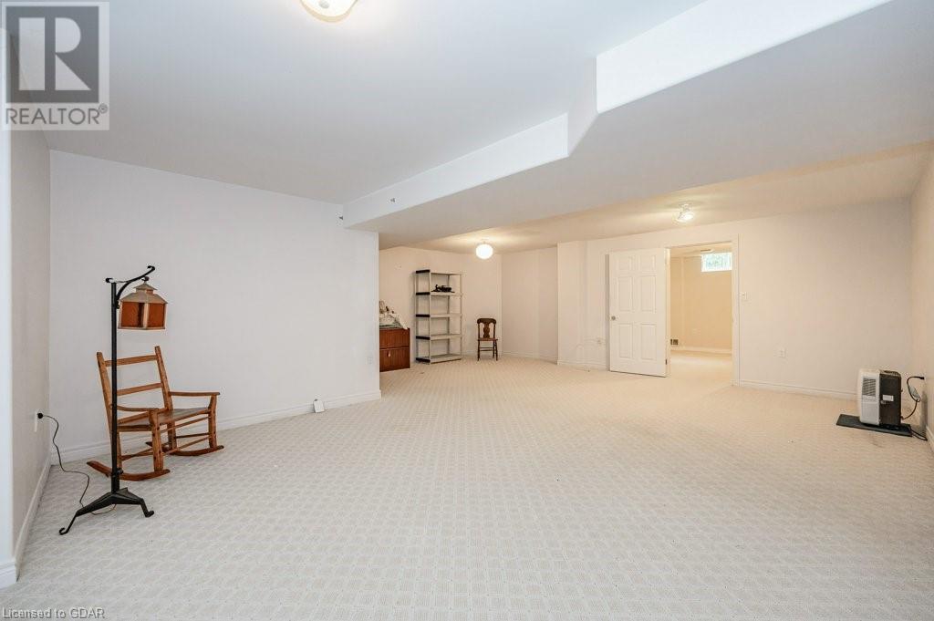 12 SPRUCEHAVEN Court
