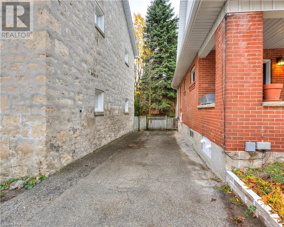 32 ERAMOSA Road