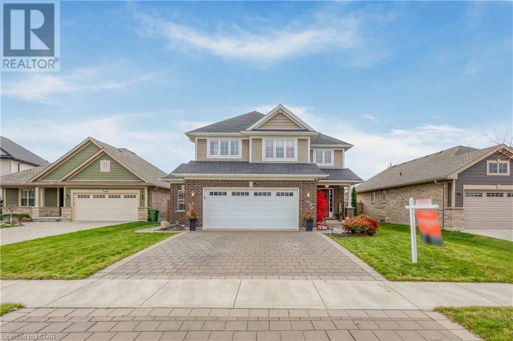26 BRIDLE Path