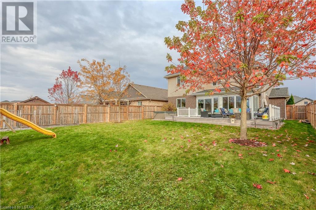 26 BRIDLE Path