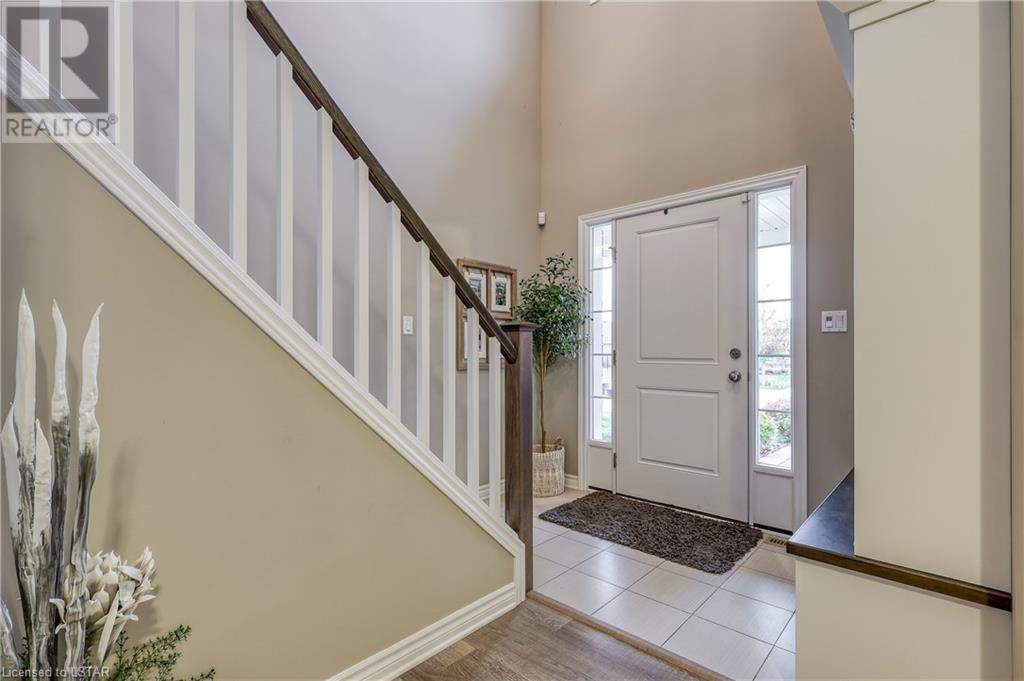 26 BRIDLE Path
