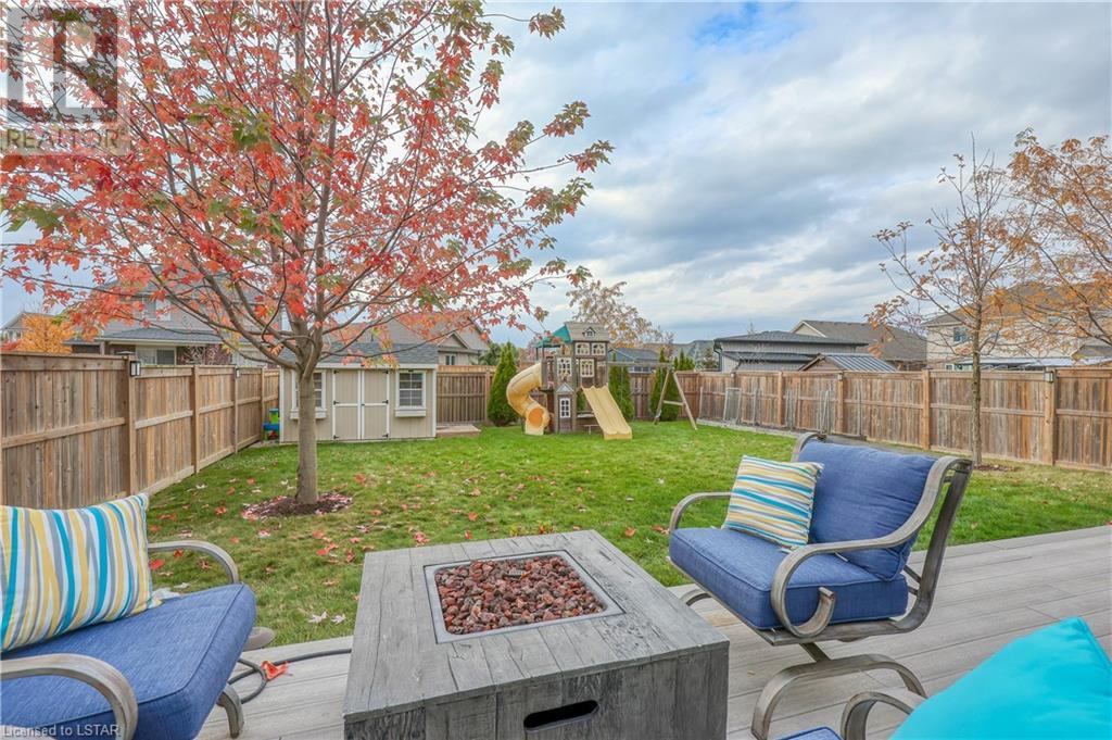 26 BRIDLE Path