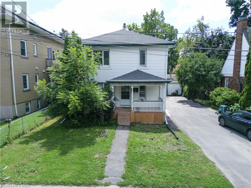 130 CARRUTHERS Avenue