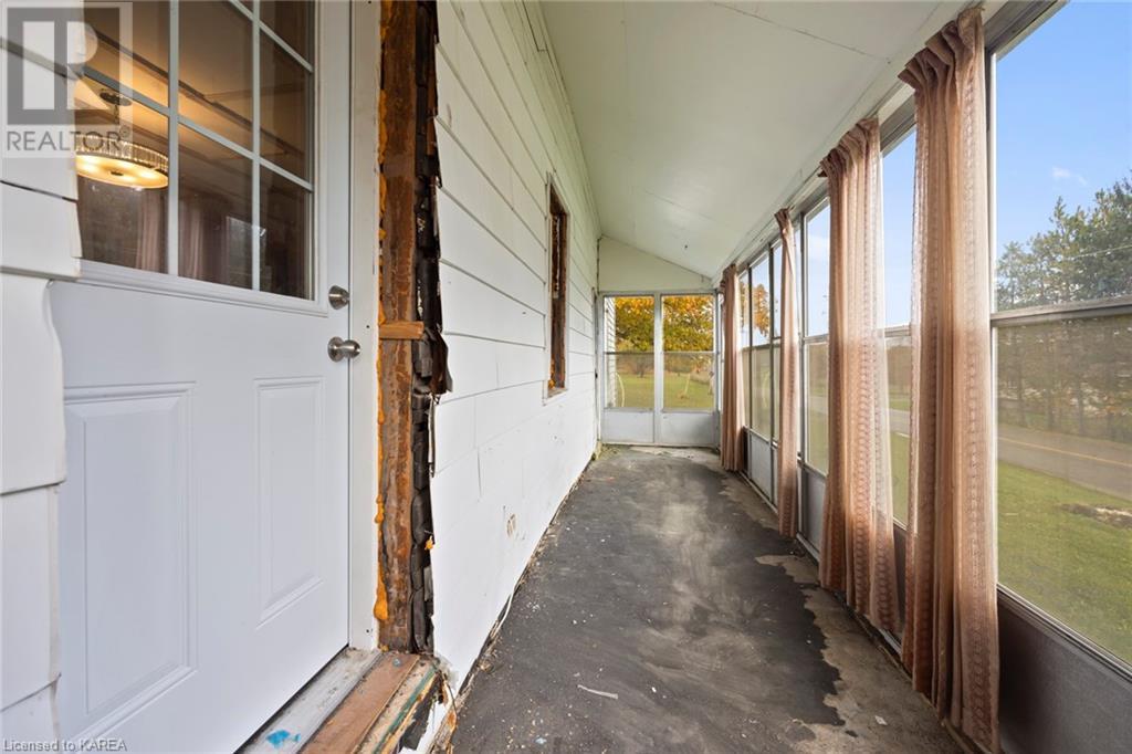 624 UPPER OAK LEAF Road