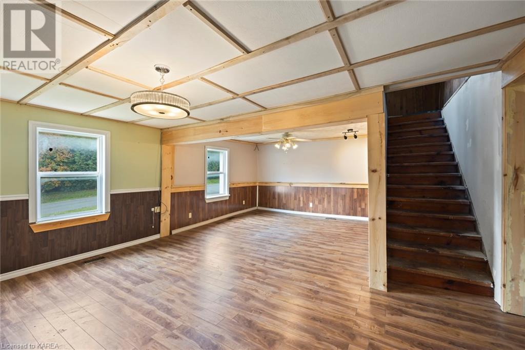 624 UPPER OAK LEAF Road