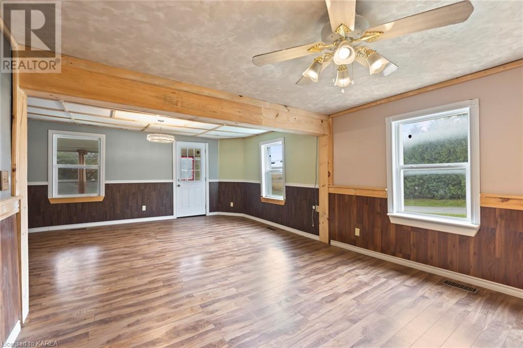 624 UPPER OAK LEAF Road