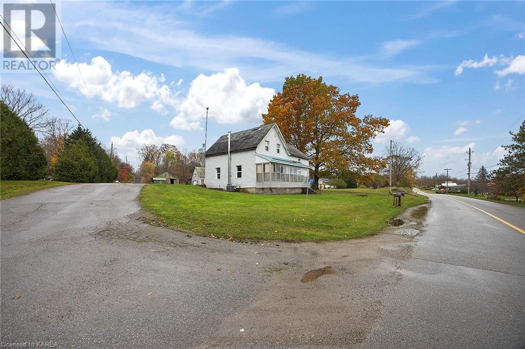 624 UPPER OAK LEAF Road