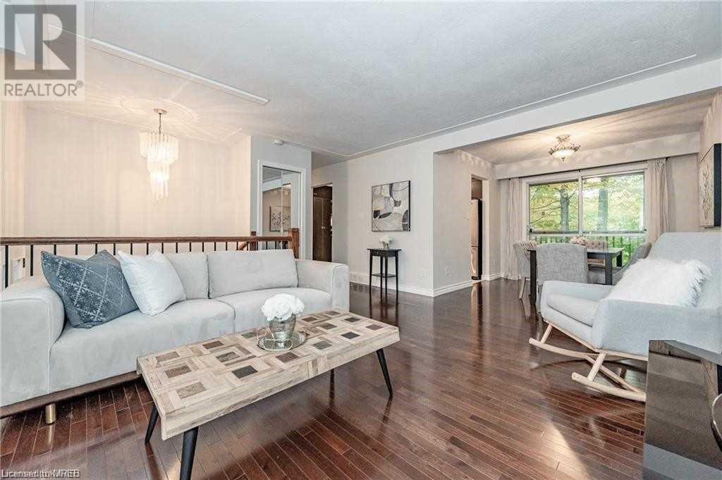 604 GLEN FORREST Boulevard Unit# UPPER