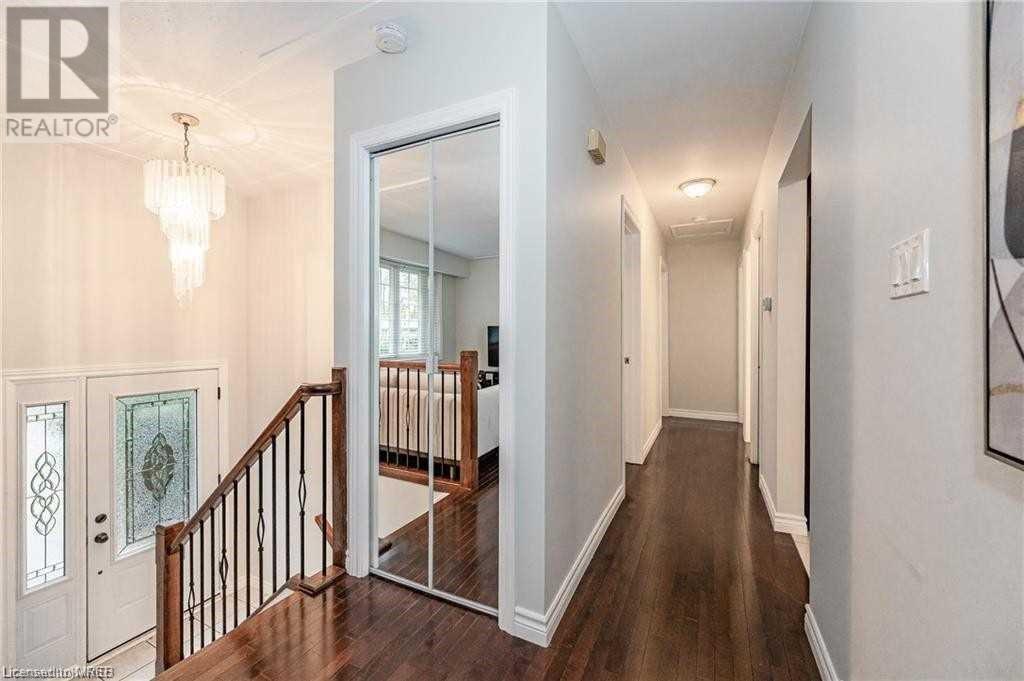 604 GLEN FORREST Boulevard Unit# UPPER
