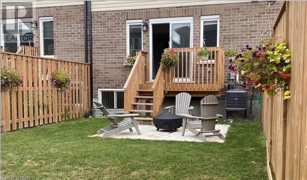 32 BAWCUTT Crescent