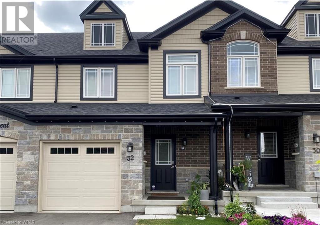 32 BAWCUTT Crescent