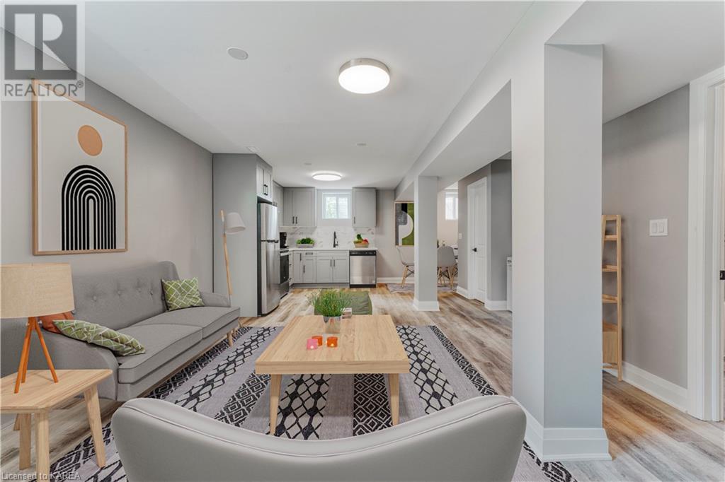 334 KINGSCOURT Avenue