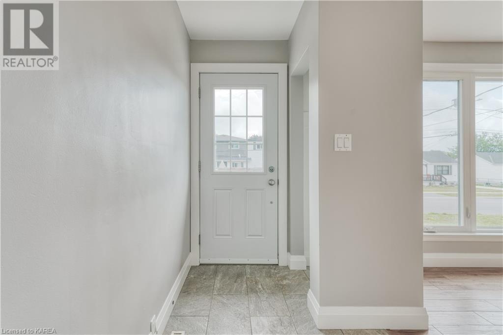 334 KINGSCOURT Avenue