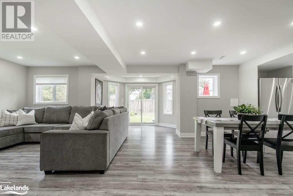 1 TIMBERLAND Crescent