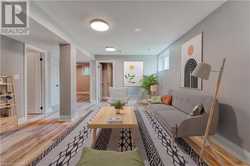 334 KINGSCOURT Avenue