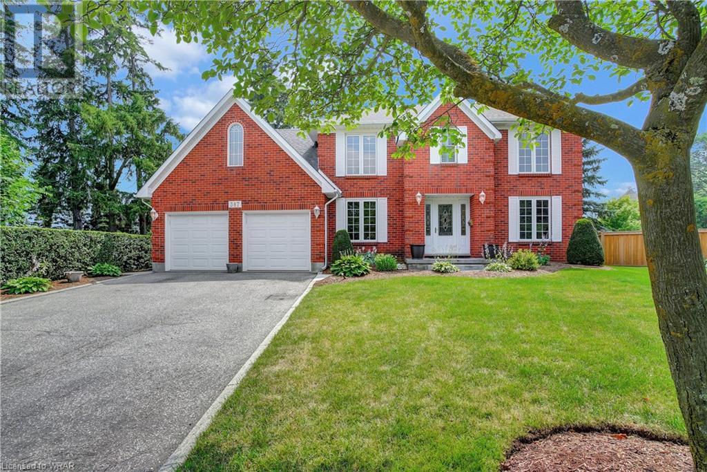 387 STRAWBERRY Crescent