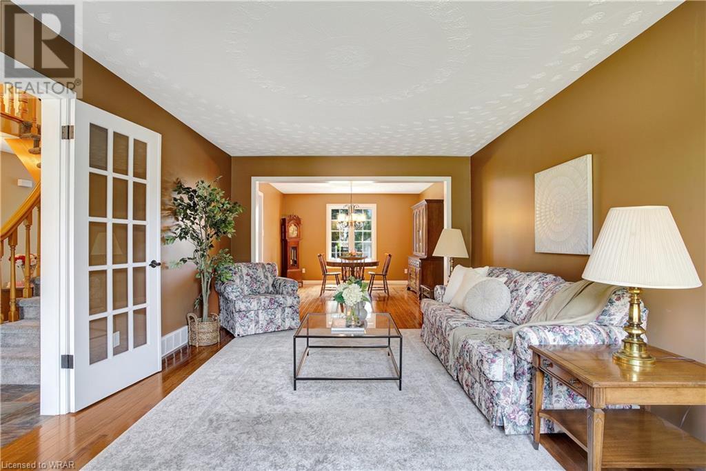 387 STRAWBERRY Crescent