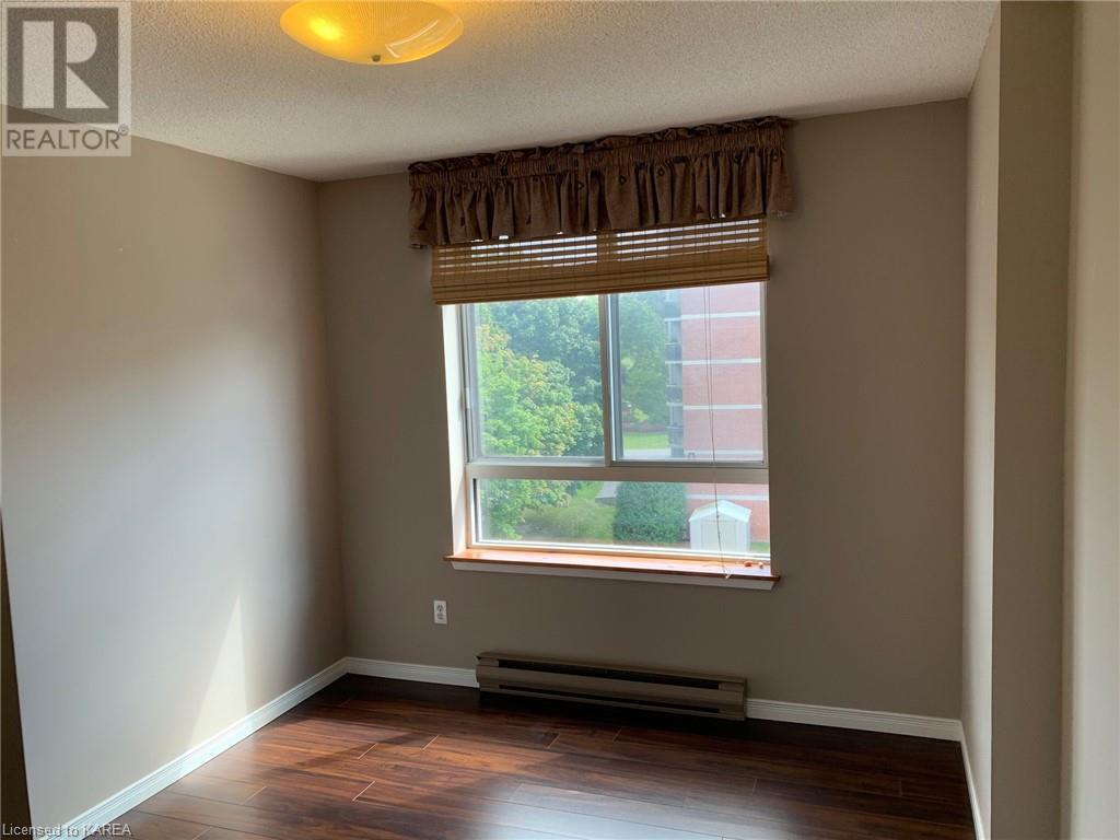 14 GREENVIEW Drive Unit# 403
