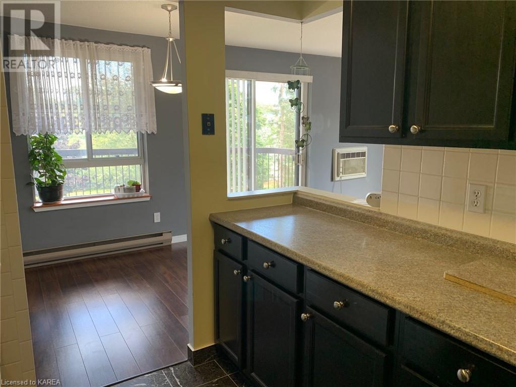 14 GREENVIEW Drive Unit# 403