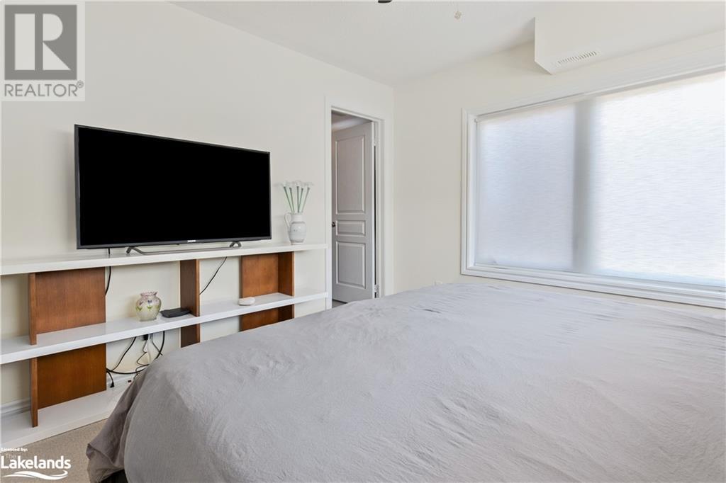 4 ANCHORAGE Crescent Unit# 101