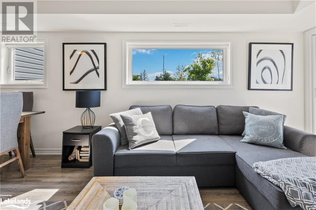 4 ANCHORAGE Crescent Unit# 101