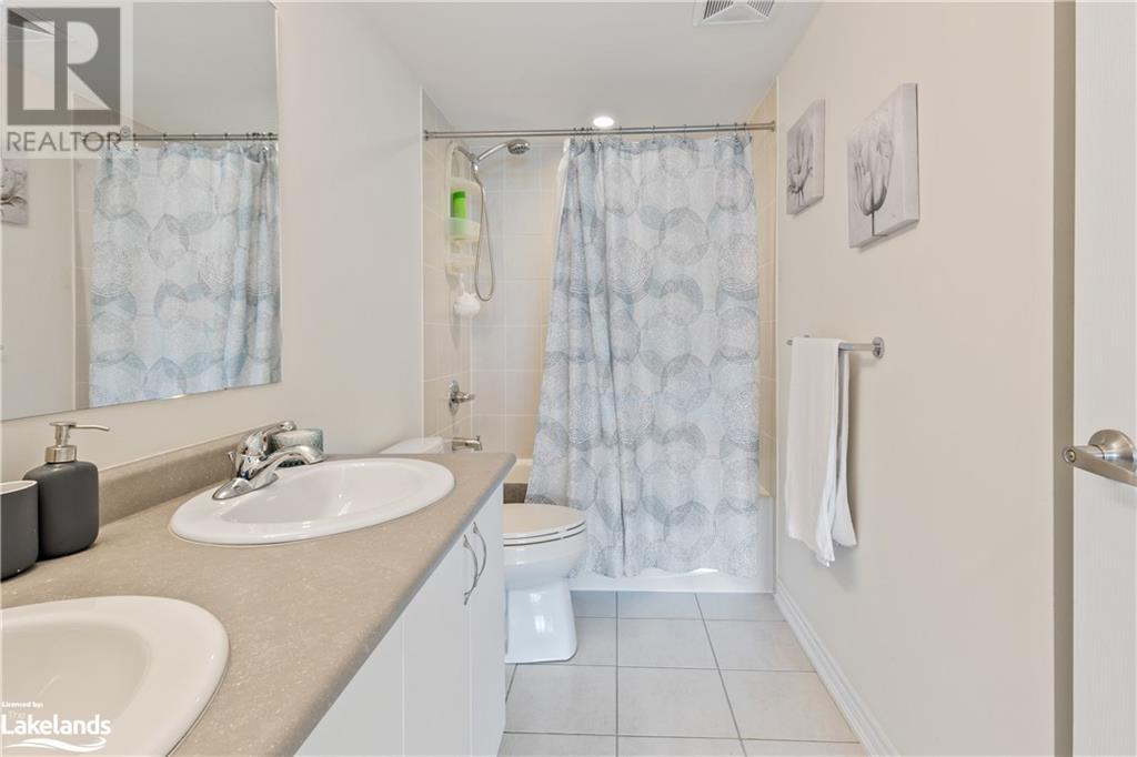 4 ANCHORAGE Crescent Unit# 101