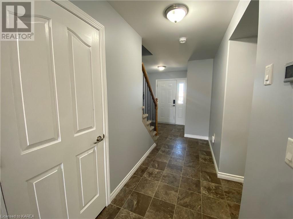 32 KARLEE Court
