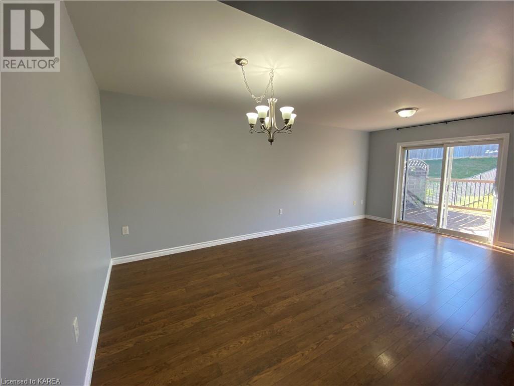 32 KARLEE Court