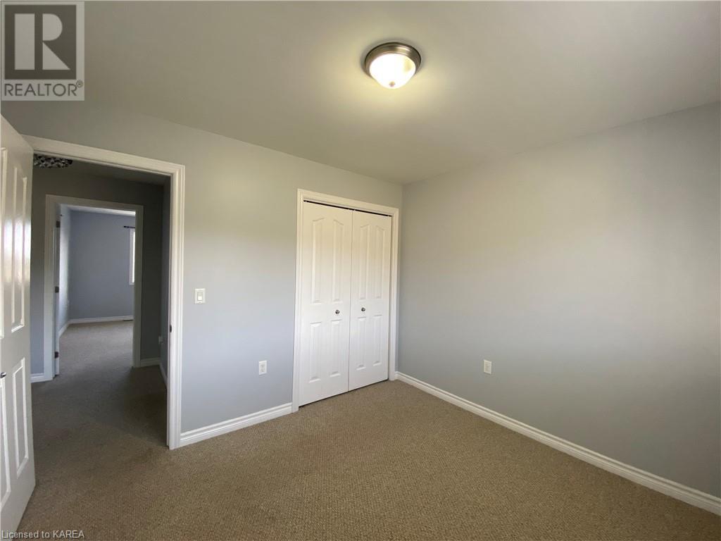 32 KARLEE Court
