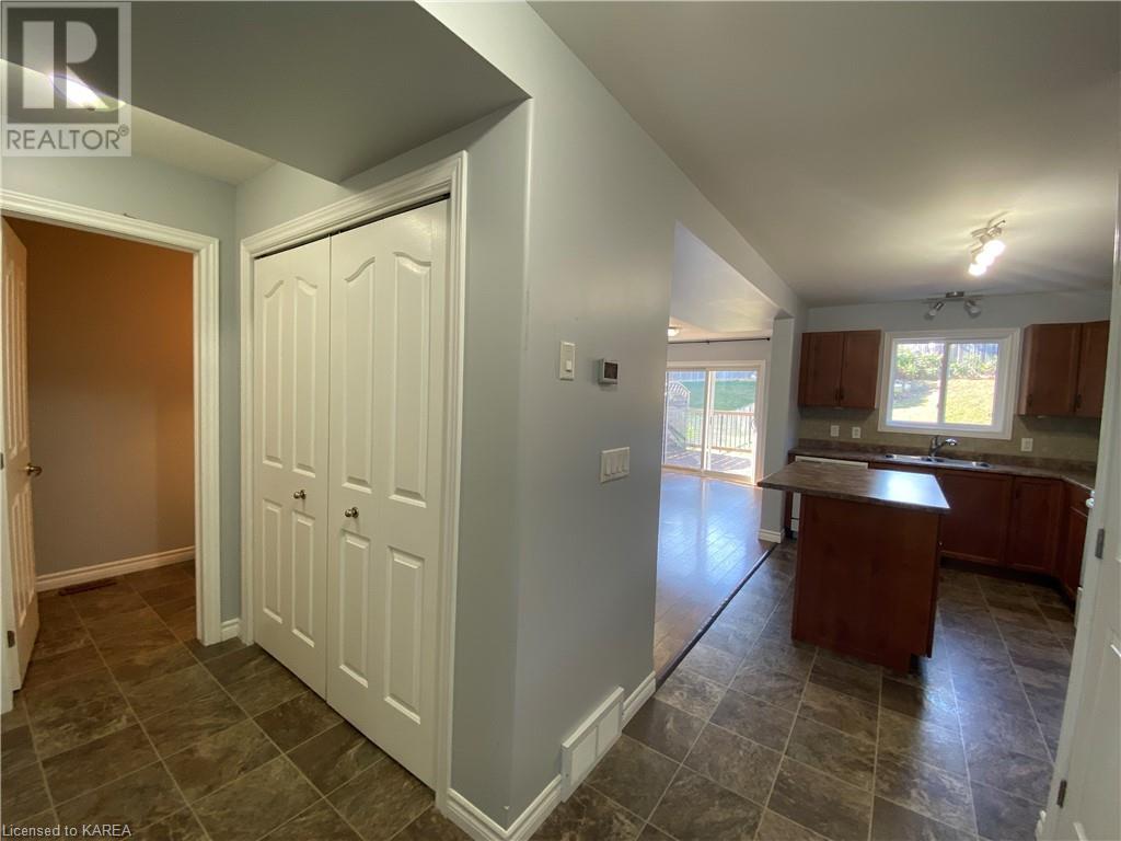 32 KARLEE Court