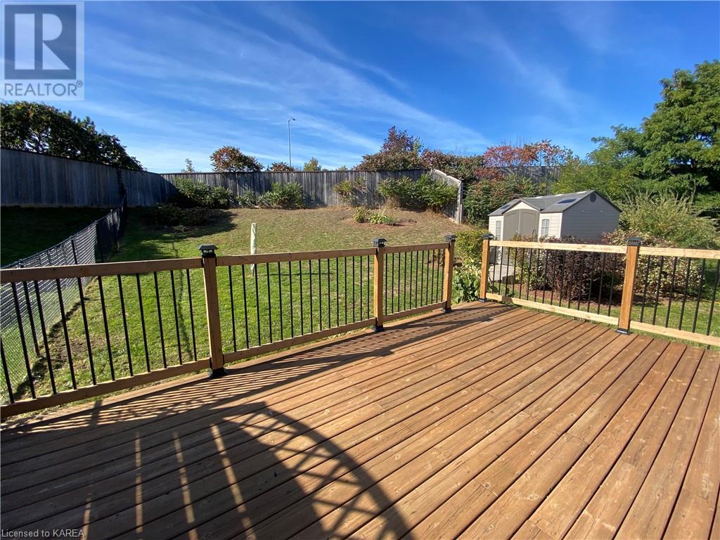 32 KARLEE Court
