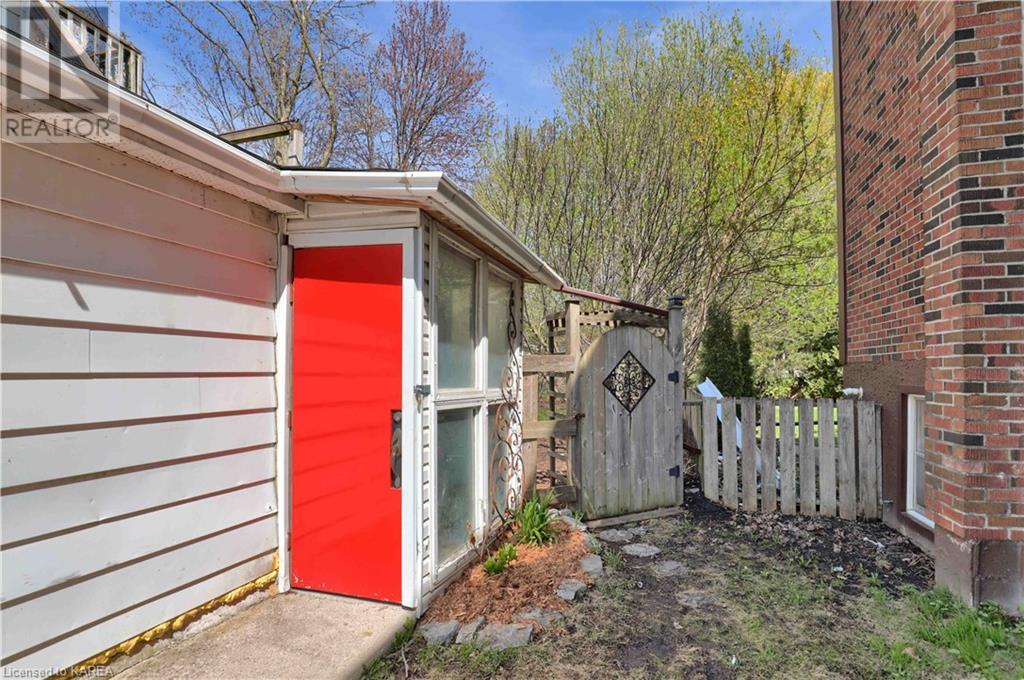 423 PALACE Road