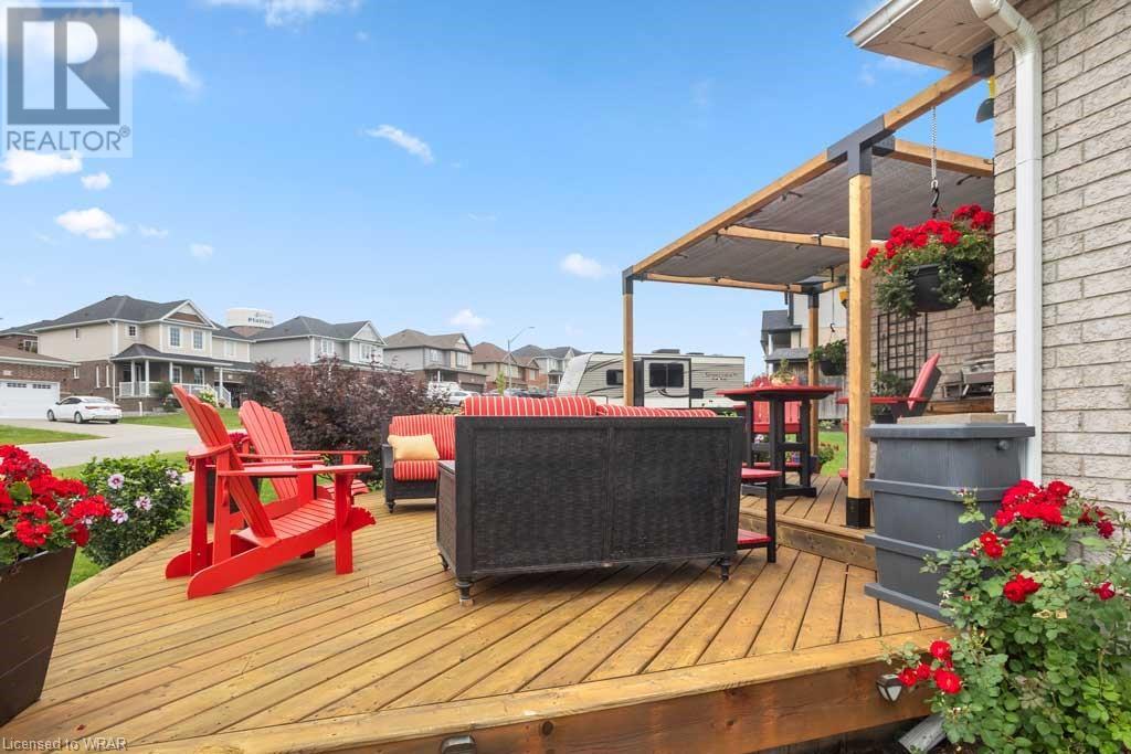 114 APPLEWOOD Street