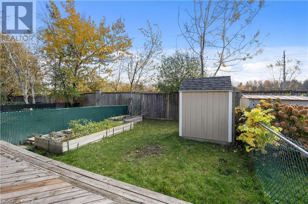 307 VANGUARD Court