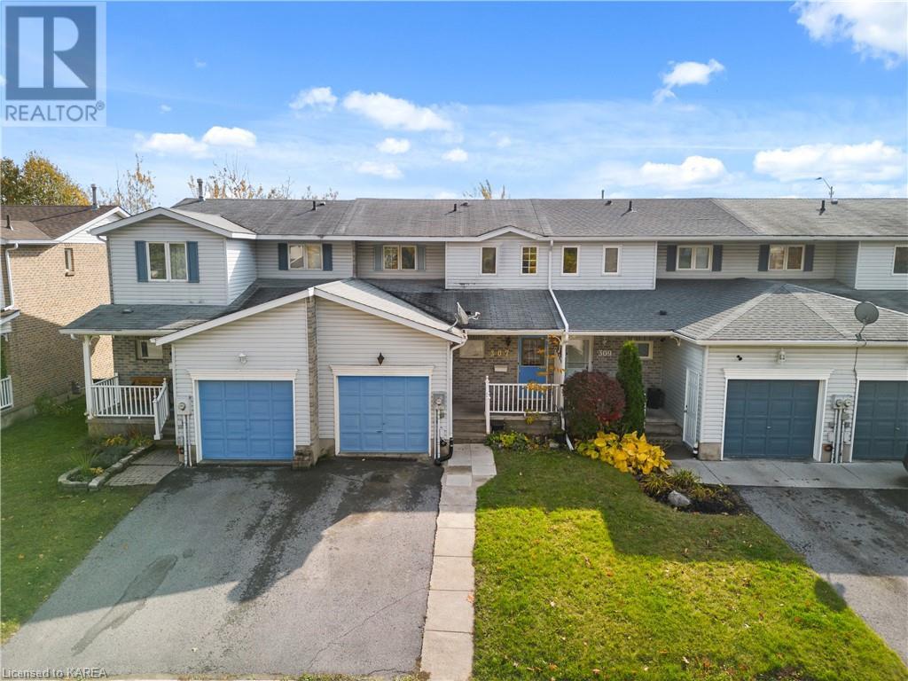 307 VANGUARD Court