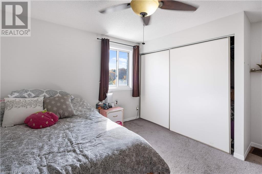307 VANGUARD Court