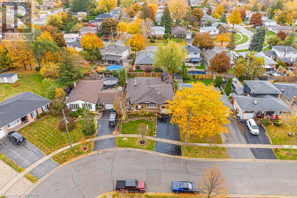 57 PENNINGTON Crescent