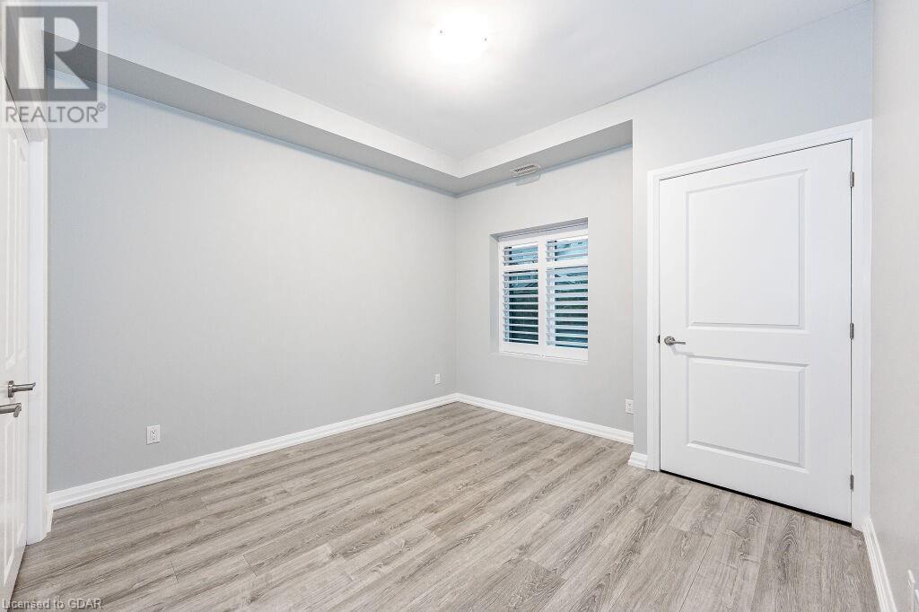 778 LAURELWOOD Drive Unit# 104