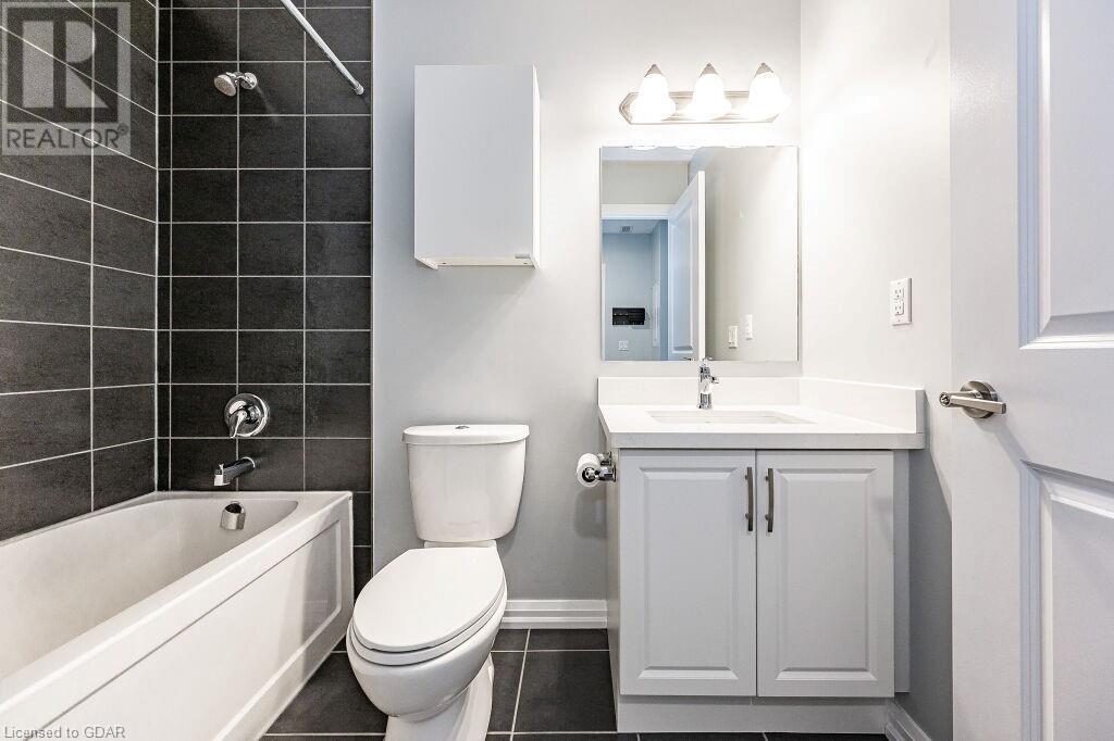 778 LAURELWOOD Drive Unit# 104
