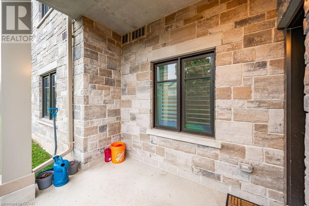 778 LAURELWOOD Drive Unit# 104