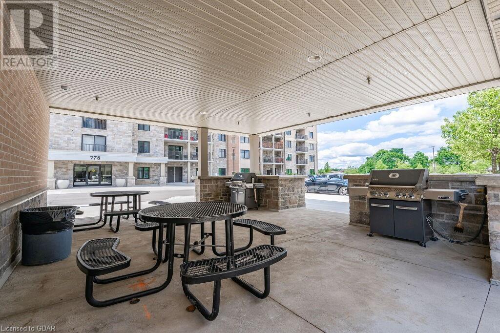778 LAURELWOOD Drive Unit# 104